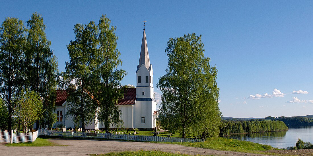 File:Udenes kirke1.jpg