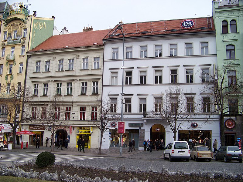 File:Václavské náměstí 29 a 33.jpg