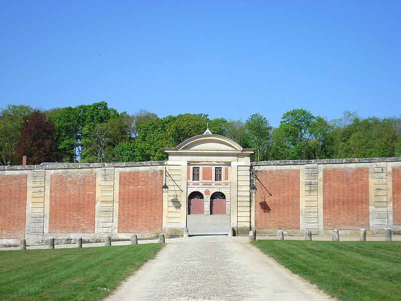 File:Vaux le Vicomte (1332092138).jpg