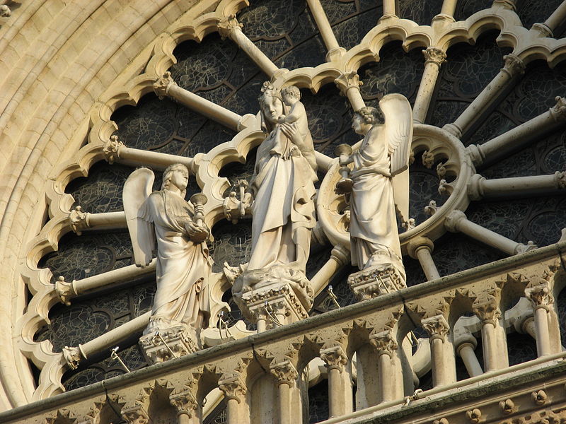 File:Virgin Mary, child & angels, Notre-Dame Cathedral, 19 February 2007.jpg