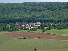 Blick aus Richtung des Zementwerks Deuna ostwärts nach Vollenborn am Dün