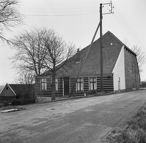 File:Voorgevel - Landsmeer - 20128813 - RCE.jpg