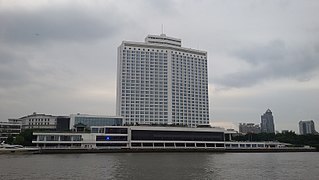 <span class="mw-page-title-main">White Swan Hotel</span> Skyscraper in Guangdong, China