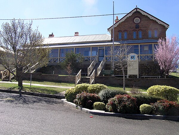 Walcha Court House