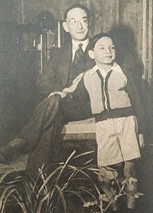 Watanabe Satoshi avec son fils.JPG