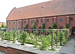 Ystad Kloster Rosengarten. 
 JPG