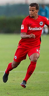 Chandler playing for Eintracht Frankfurt in 2017 Zen-Aintr (4).jpg
