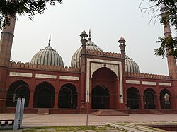 Zeenat-ul-Masajid, a Mughal era mosque which was converted into a bakery by the British after the Siege of Delhi in 1857 Zinat-ul-Masjid.jpg