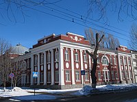 Городская больница № 1 корпус на углу Пугачёва и Новоузенской
