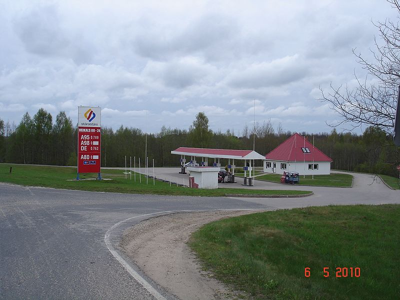 File:Заправочная станция Benzīntanks - Bontrager - Panoramio.jpg