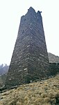 Боевая башня над некрополем