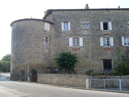 Serrurier porte blindée Champagne-Mouton (16350)