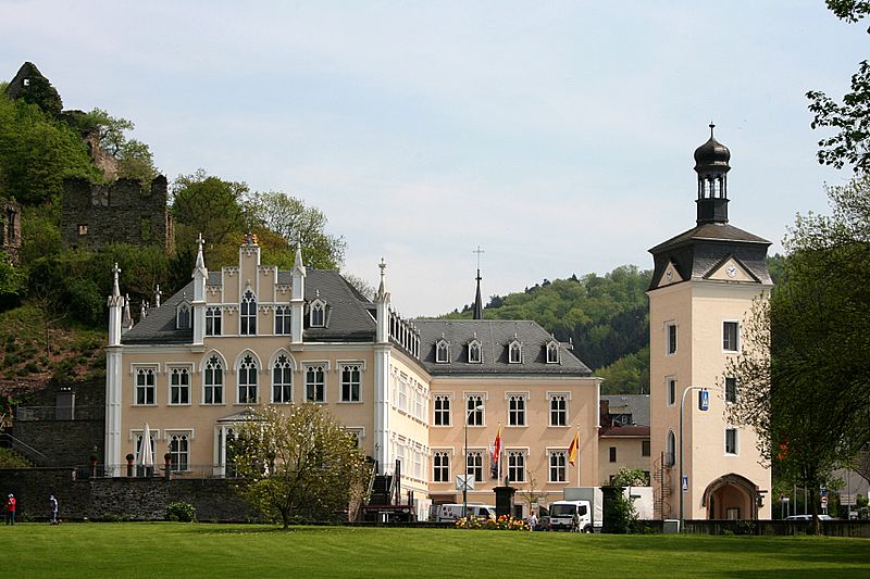 Datei:2006-05-05 Schloss Sayn 01.JPG