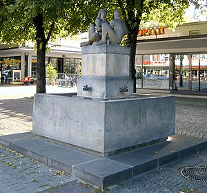 Oder Brunnen In Frankfurt: Caritas-Brunnen, Comic-Brunnen, Sieben-Raben-Brunnen