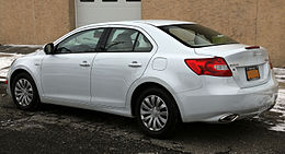 2011 Suzuki Kizashi S AWD gauche rear.jpg