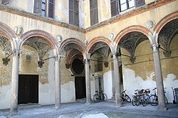 4244 - Milano - Casa dei Grifi in via Valpetrosa Sec. XV - Foto Giovanni Dall'Orto - 14-July.-2007.jpg