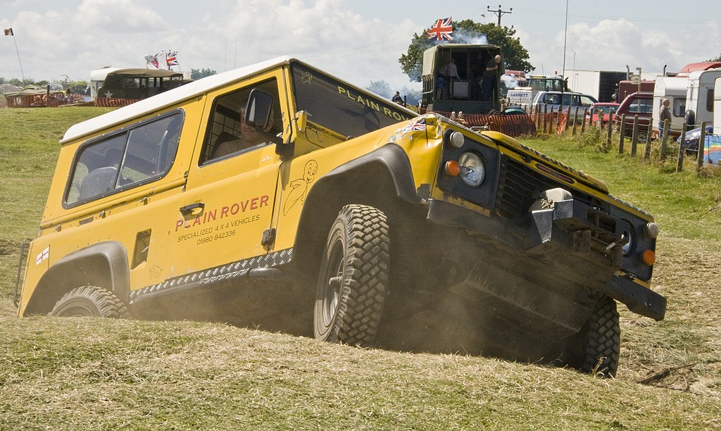 4X4 on gentle off road course at Steam Rally event, Somerset. (2700634071)