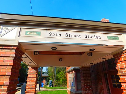 How to get to Beverly Hills-95th Street with public transit - About the place