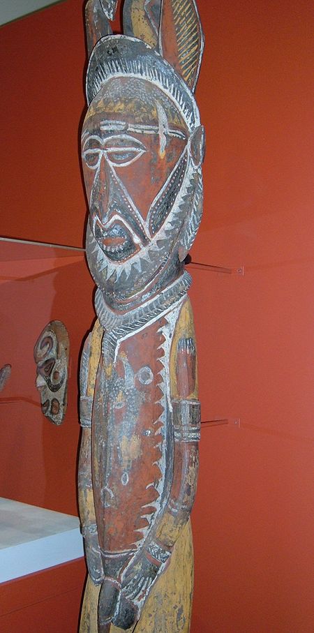 Tập_tin:Abelam_wooden_ancestor_figure_2_CAC.JPG