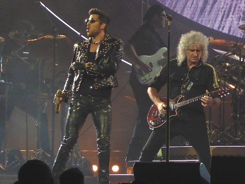 File:AdamLambert-Queen 7-1-14 SanJose.jpg