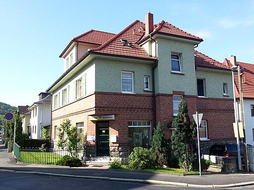 Adelheidstr. 2