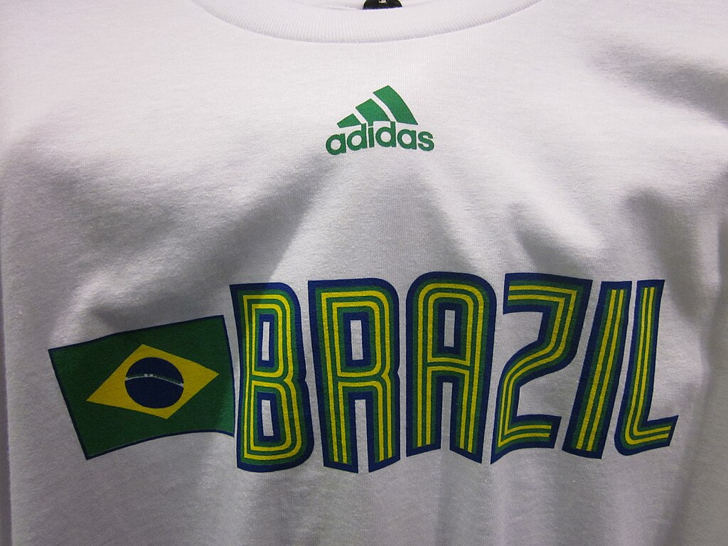 adidas t shirt wikipedia