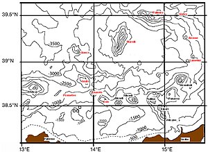 Aeolian Arch, Palinuro on the map to the northeast