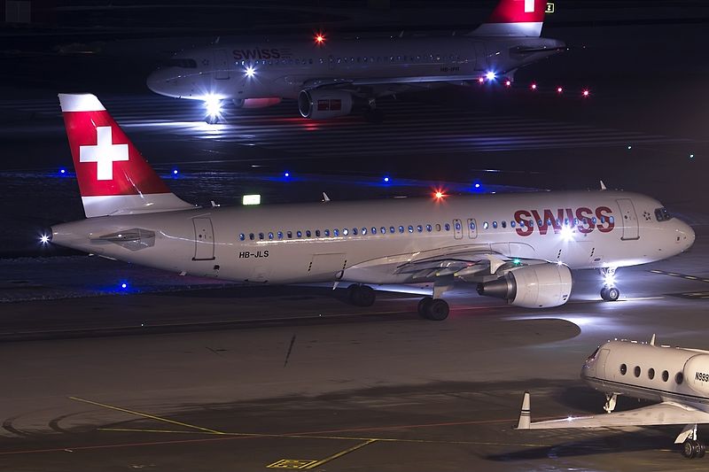 File:Airbus A320-214 Swiss HB-JLS, ZRH Zurich (Zurich-Kloten), Switzerland PP1359700655.jpg