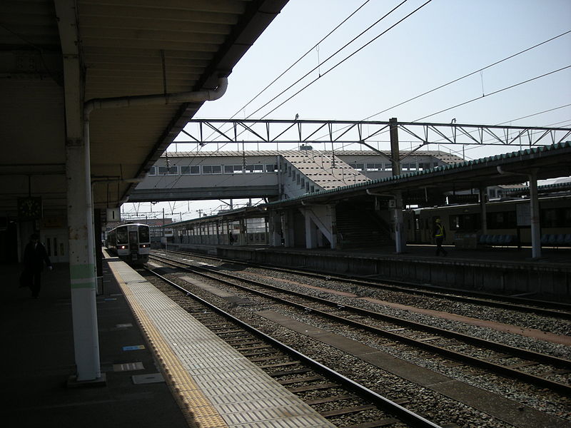 File:Aizu Wakamatsu Station-6.JPG