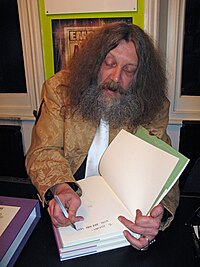 Alan Moore: Biografi och privatliv, Seriekarriär, Dispyter