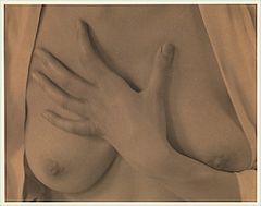 Georgia O’Keeffe ,Hands and Breasts, 1919
