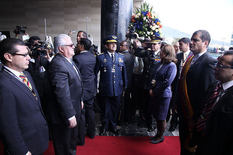 File:Asamblea Nacional instaló la sesión solemne, en la que el presidente de la República, Rafael Correa Delgado, presenta su informe a la nación (6029649846).jpg