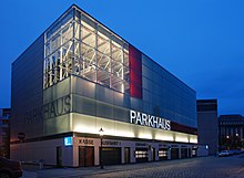 Automated parking garage Autom-Parkhaus.JPG