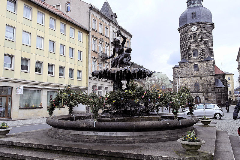 File:Bad Schandau-Eberhard Wolf-Sendigbrunnen 15 17.JPG