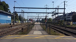 <span class="mw-page-title-main">Zürich Seebach railway station</span> Railway station in the Seebach quarter of the Swiss city of Zürich