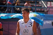 Deutsch: Beachhandball bei den Olympischen Jugendspielen 2018 in Buenos Aires; Tag 7, 13. Oktober 2018; Jungen, Halbfinale – Spanien-Kroatien 2:1 English: Beach handball at the 2018 Summer Youth Olympics in Buenos Aires at 13 October 2018 – Boys Semifinal – Spain-Croatia 2:1 Español: Handball de playa en los Juegos Olimpicos de la Juventud Buenos Aires 2018 en 13 de octubre de 2018 – Semifinales de chicos - España-Croacia 2:1