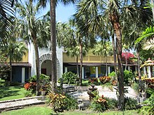 The finish line for The Amazing Race 7 was on the grounds of the Bonnet House in Fort Lauderdale, Florida. Bonnet House Museum & Gardens (Fort Lauderdale, Florida) 003.jpg