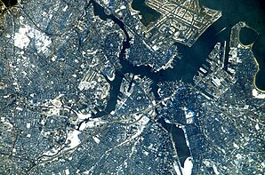 Boston Massachusetts 2007 satellite photo.jpg