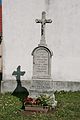 Čeština: Brťov-Jeneč, okres Blansko. Kříž u zvonice na návsi v části Jeneč. English: Brťov-Jeneč, Blansko District, Czech Republic. Cross in front of a bell tower at the village green of Jeneč.