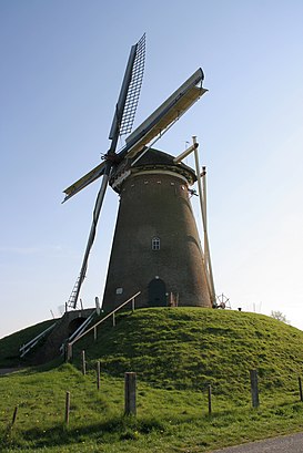 How to get to Bronkhorstermolen with public transit - About the place