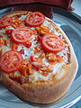 Buffalo Seitan Pizza (5049191397).jpg