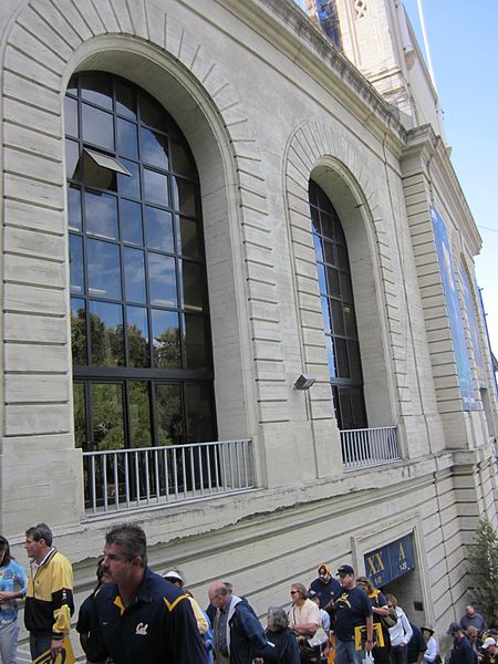 File:California Memorial Stadium north side 1.JPG