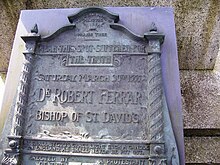 Memorial plaque to Robert Ferrar on Nott Square, Carmarthen Carmarthen - Nott Square - Plaque to Robert Ferrar, burnt in 1555 - geograph.org.uk - 4866244.jpg