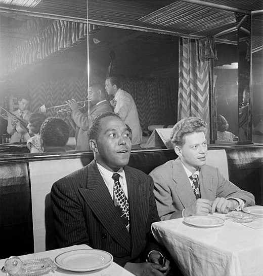 Charlie Parker en trompettist Red Rodney (1947), foto door William P. Gottlieb.