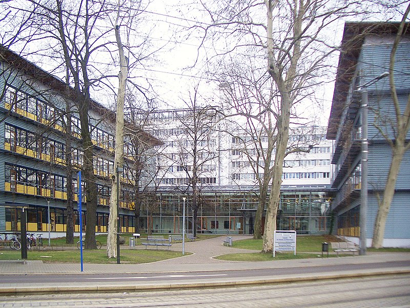 File:Chemische Fakultät der Uni Leipzig.jpg