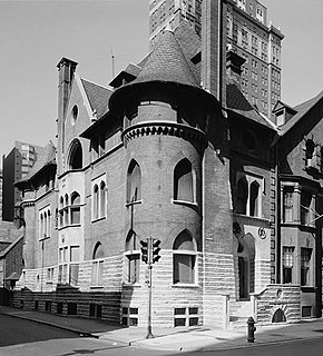 <span class="mw-page-title-main">Clarence B. Moore House</span> Historic house in Pennsylvania, United States