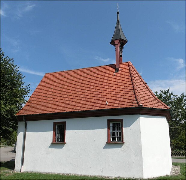 File:D-BW-Ostrach-Hahnennest - Kapelle St Michael - Außenansicht.jpg