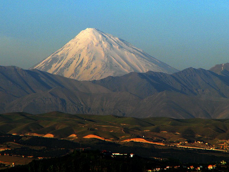 File:DAMAVAND - panoramio (1).jpg