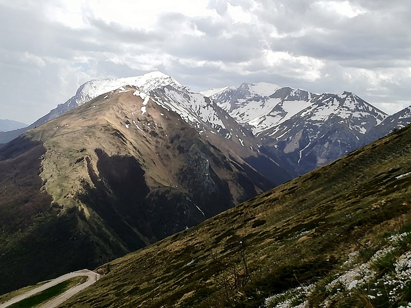 File:Dal monte Sibilla.jpg