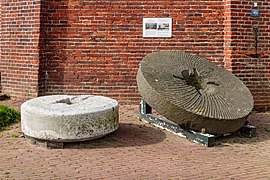 Mill Zeldenrust, Dokkum millstones.